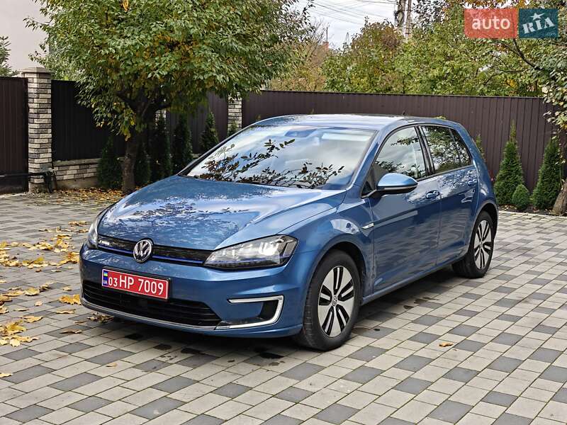Хэтчбек Volkswagen e-Golf 2015 в Ивано-Франковске