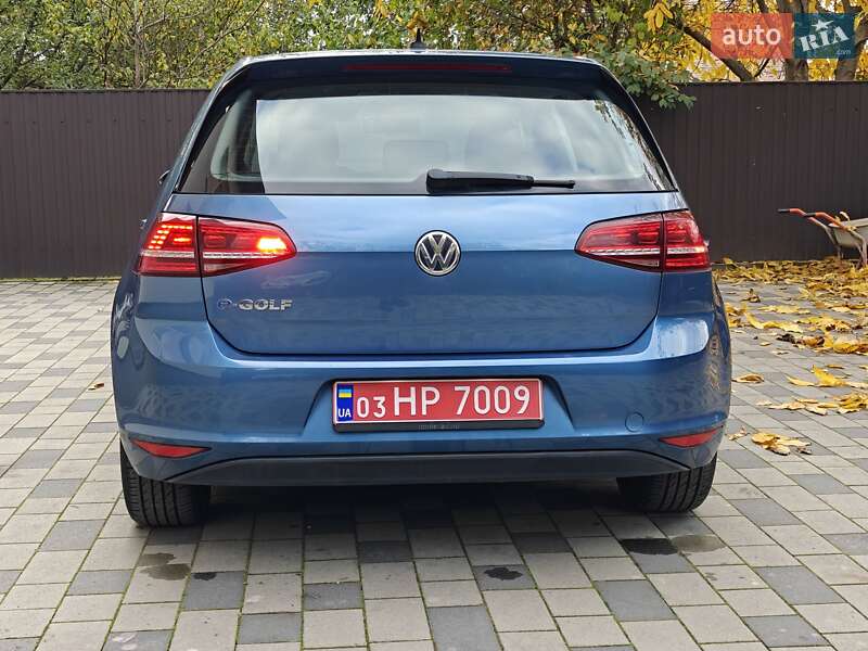 Хэтчбек Volkswagen e-Golf 2015 в Ивано-Франковске