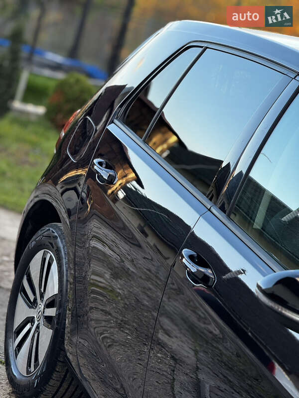 Хэтчбек Volkswagen e-Golf 2016 в Дрогобыче фото 16 Хэтчбек Volkswagen e-Golf 2016 в Дрогобыче