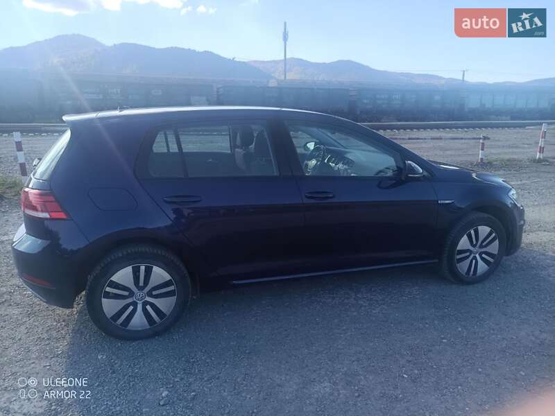 Хэтчбек Volkswagen e-Golf 2019 в Хусте