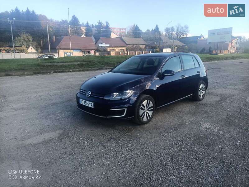 Хэтчбек Volkswagen e-Golf 2019 в Хусте
