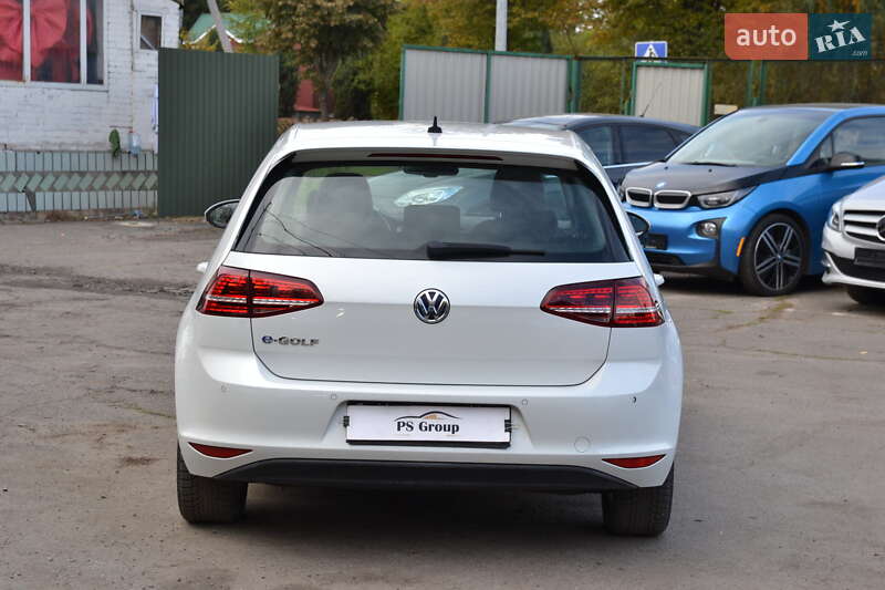 Хэтчбек Volkswagen e-Golf 2015 в Луцке фото 9 Хэтчбек Volkswagen e-Golf 2015 в Луцке