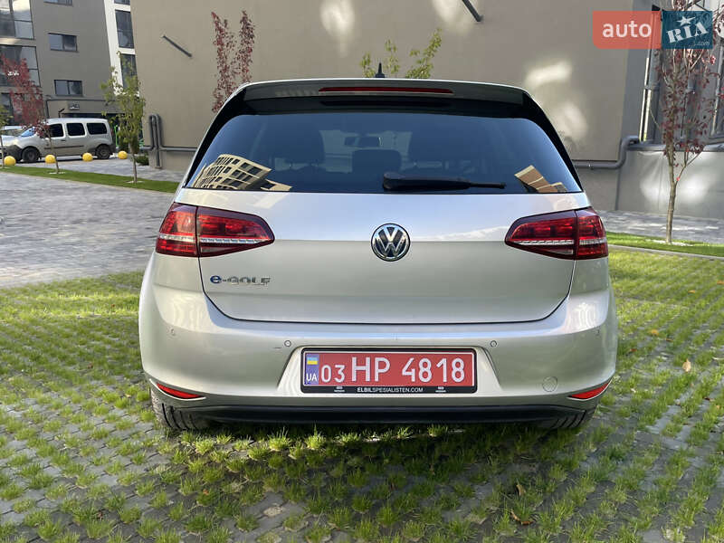Хетчбек Volkswagen e-Golf 2015 в Львові