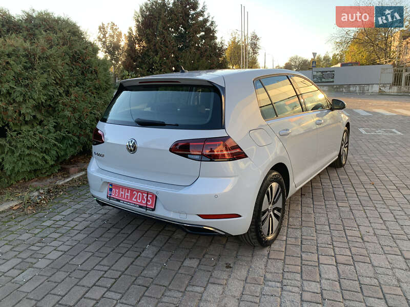 Хетчбек Volkswagen e-Golf 2018 в Рівному фото 15 Хетчбек Volkswagen e-Golf 2018 в Рівному