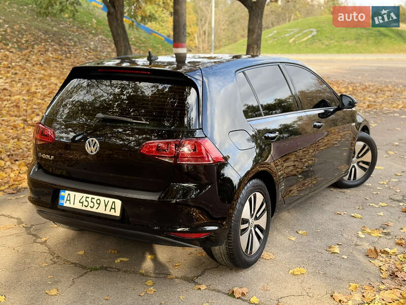 Хэтчбек Volkswagen e-Golf 2015 в Кропивницком
