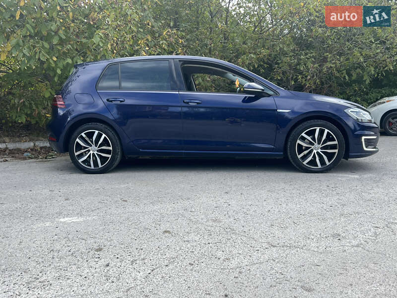 Хэтчбек Volkswagen e-Golf 2019 в Каменец-Подольском фото 6 Хэтчбек Volkswagen e-Golf 2019 в Каменец-Подольском