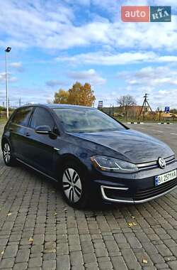 Хэтчбек Volkswagen e-Golf 2017 в Пирятине Хэтчбек Volkswagen e-Golf 2017 в Пирятине