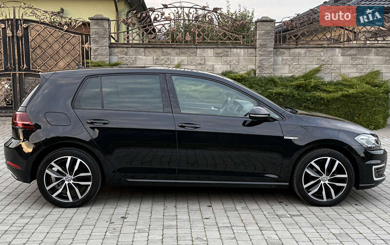 Хэтчбек Volkswagen e-Golf 2020 в Ровно