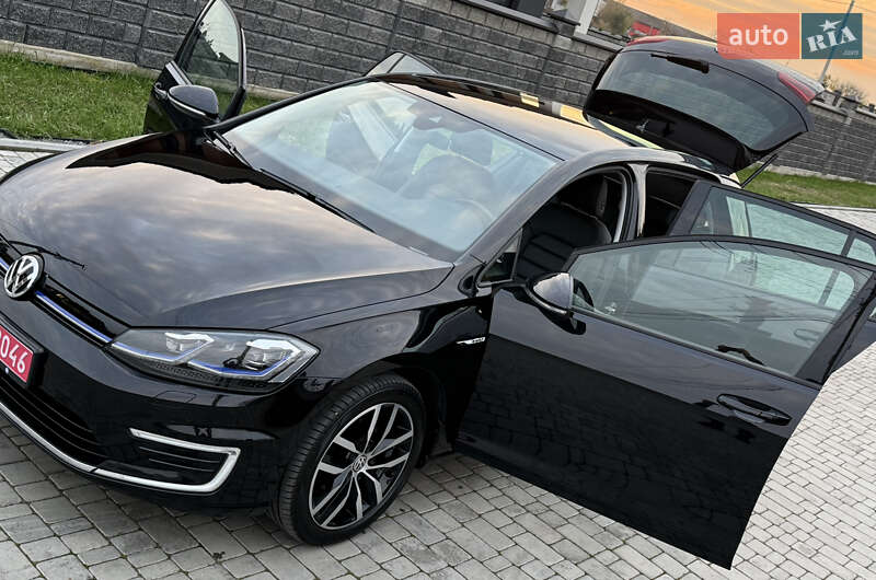 Хэтчбек Volkswagen e-Golf 2020 в Ровно