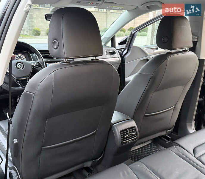 Хэтчбек Volkswagen e-Golf 2020 в Ровно