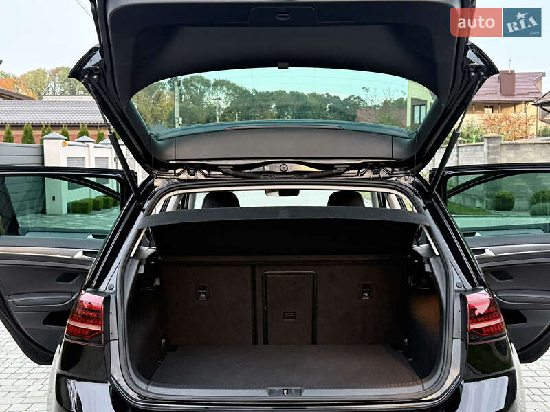 Хэтчбек Volkswagen e-Golf 2020 в Ровно