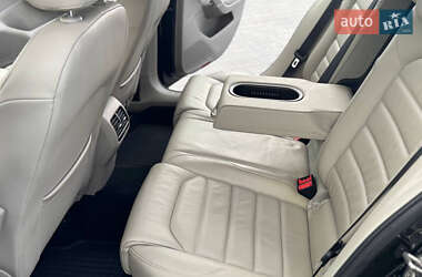 Хэтчбек Volkswagen e-Golf 2015 в 