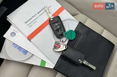 Хэтчбек Volkswagen e-Golf 2015 в 