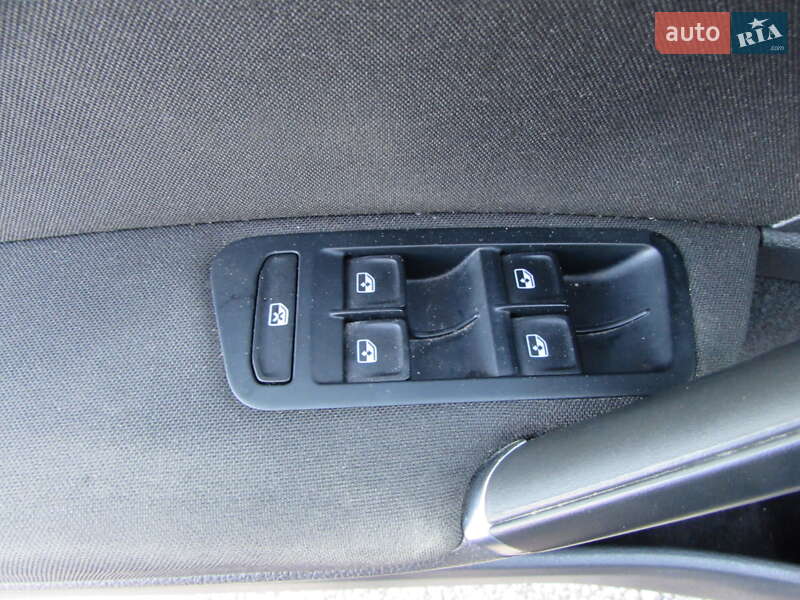 Хэтчбек Volkswagen e-Golf 2018 в Кропивницком