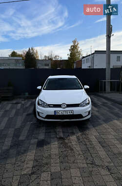 Volkswagen e-Golf 2016