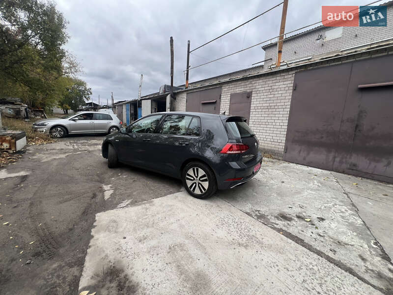 Хэтчбек Volkswagen e-Golf 2020 в Днепре
