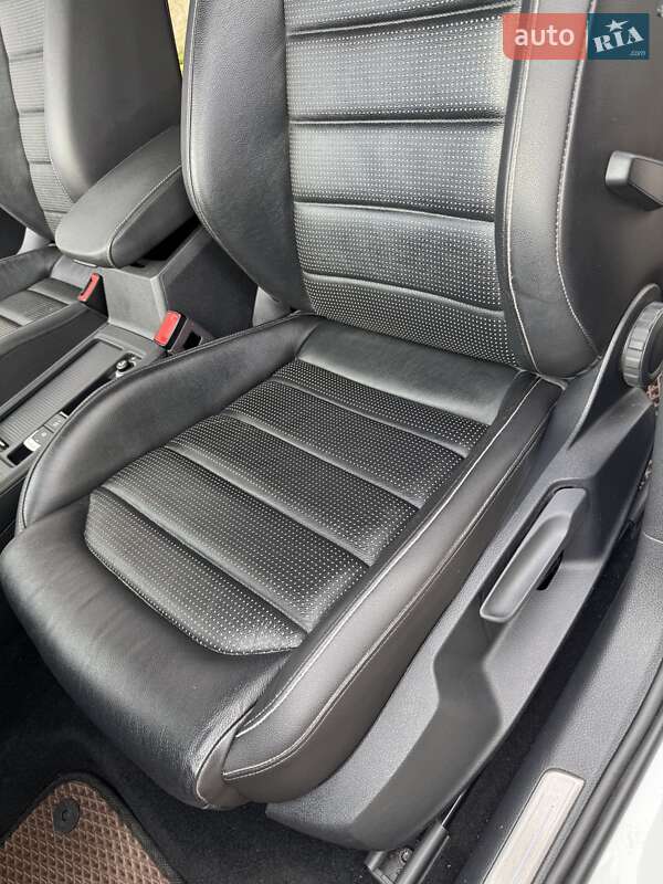 Хэтчбек Volkswagen e-Golf 2019 в Львове