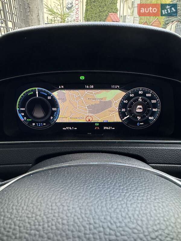 Хэтчбек Volkswagen e-Golf 2019 в Львове