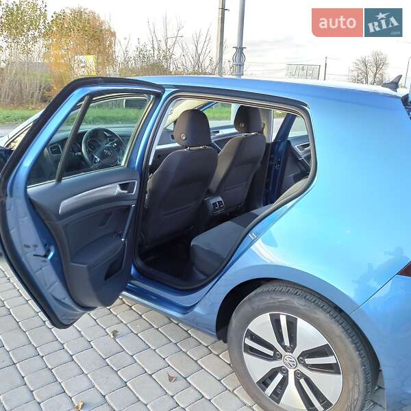 Хетчбек Volkswagen e-Golf 2015 в Старокостянтинові фото 36 Хетчбек Volkswagen e-Golf 2015 в Старокостянтинові