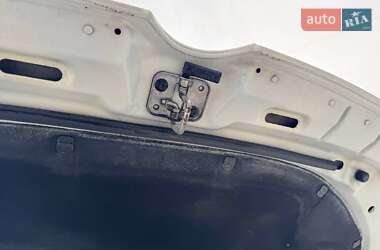 Хэтчбек Volkswagen e-Golf 2017 в 