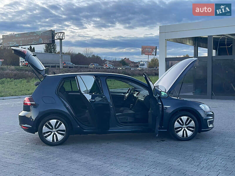 Хэтчбек Volkswagen e-Golf 2015 в Львове