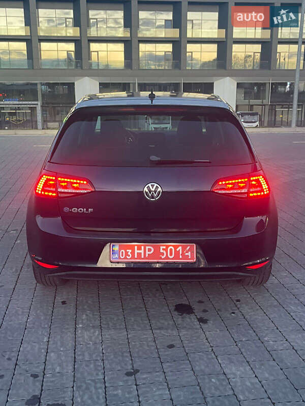 Хэтчбек Volkswagen e-Golf 2015 в Львове