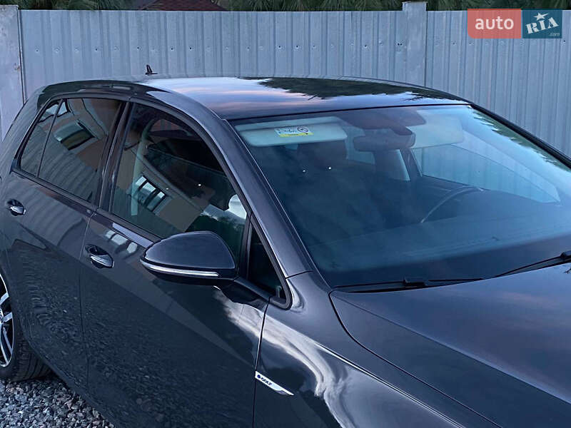 Хетчбек Volkswagen e-Golf 2020 в Самборі