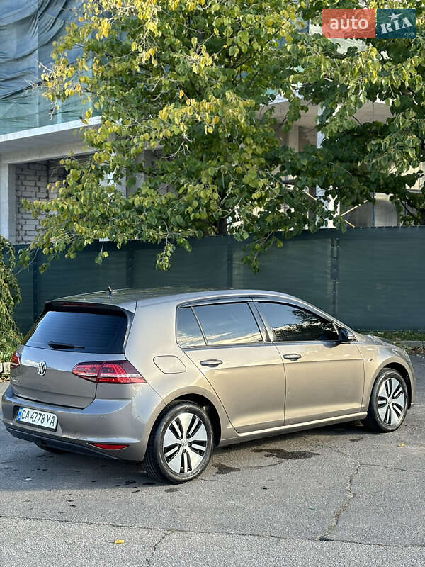 Хетчбек Volkswagen e-Golf 2014 в Умані