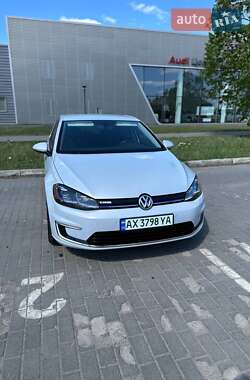 Хэтчбек Volkswagen e-Golf 2017 в Харькове