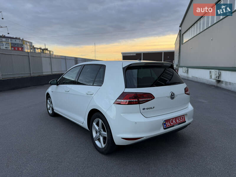Хэтчбек Volkswagen e-Golf 2015 в Виннице