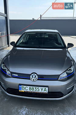 Хэтчбек Volkswagen e-Golf 2015 в Львове