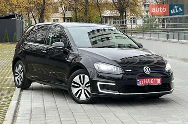 Хетчбек Volkswagen e-Golf 2015 в Рівному