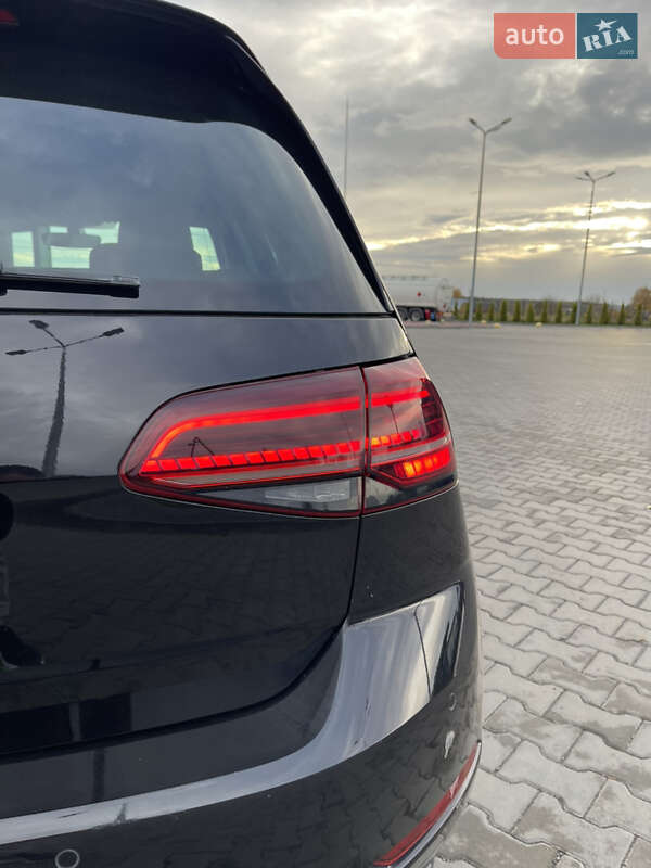 Хэтчбек Volkswagen e-Golf 2018 в Луцке