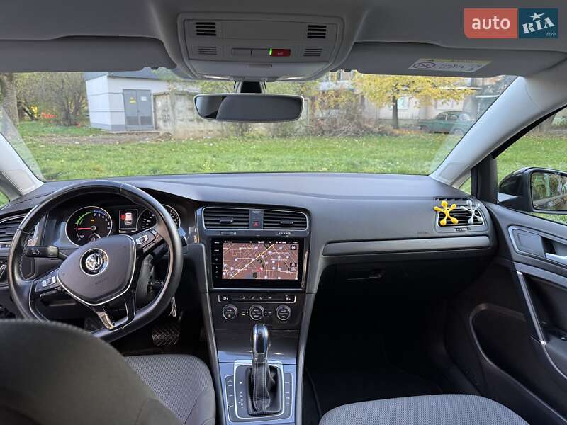 Хэтчбек Volkswagen e-Golf 2019 в Ужгороде фото 7 Хэтчбек Volkswagen e-Golf 2019 в Ужгороде