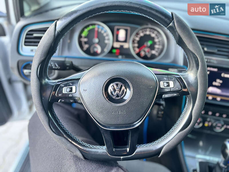 Хетчбек Volkswagen e-Golf 2014 в Тернополі