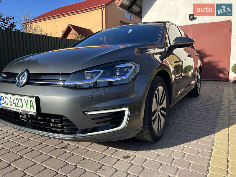 Хэтчбек Volkswagen e-Golf 2019 в Львове