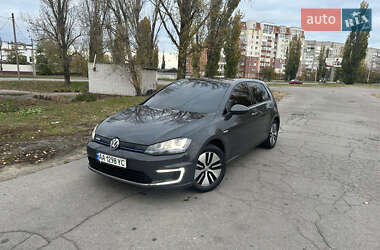 Хэтчбек Volkswagen e-Golf 2017 в Кременчуге