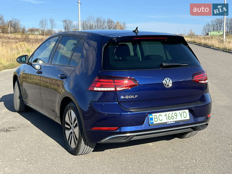 Хэтчбек Volkswagen e-Golf 2018 в Дрогобыче