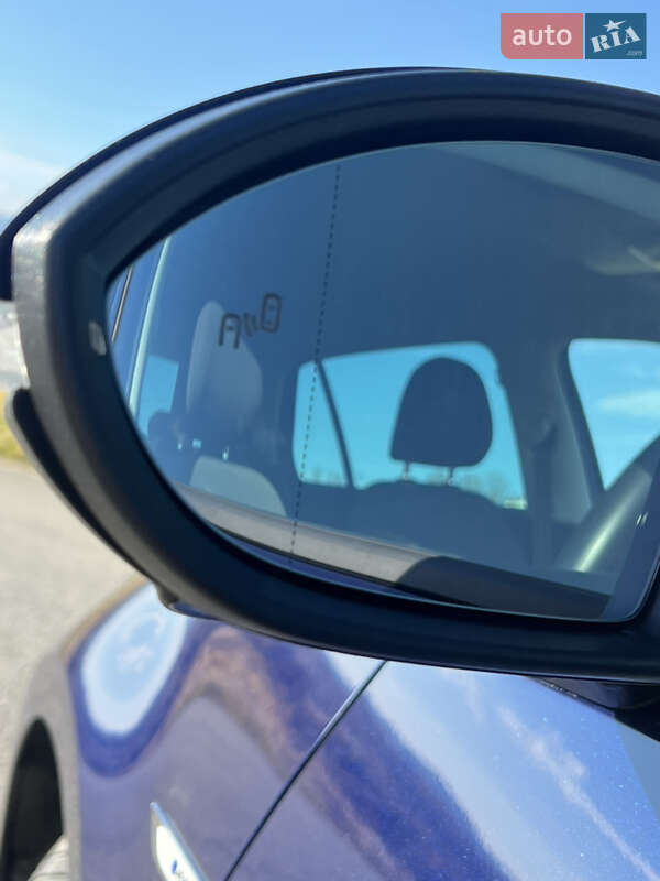 Хэтчбек Volkswagen e-Golf 2018 в Дрогобыче