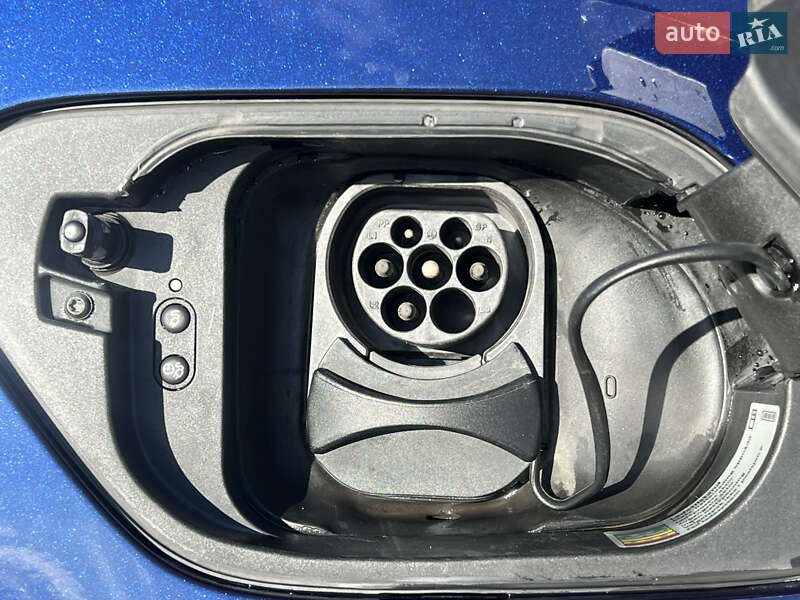 Хэтчбек Volkswagen e-Golf 2018 в Дрогобыче