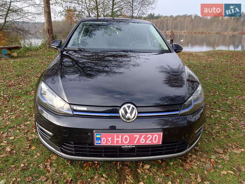 Хетчбек Volkswagen e-Golf 2017 в Луцьку