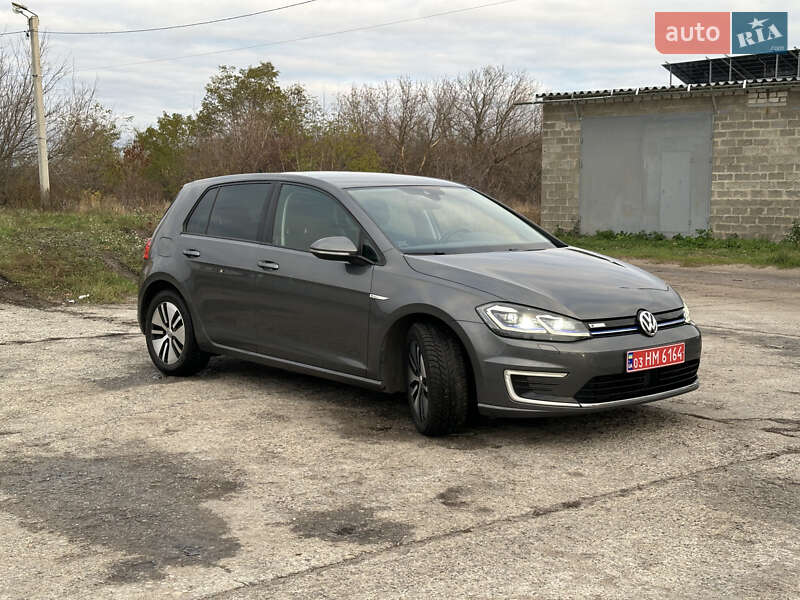 Хэтчбек Volkswagen e-Golf 2019 в Харькове