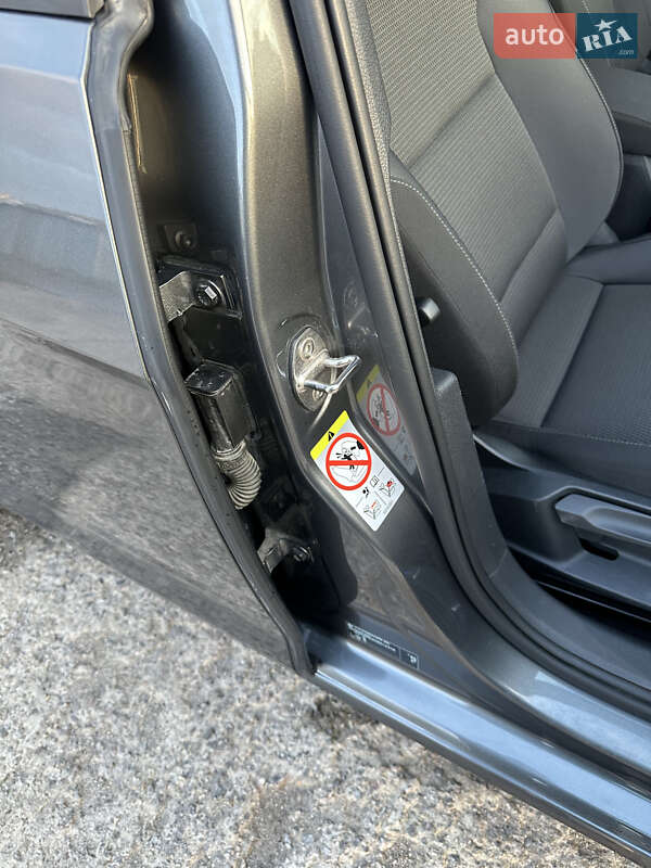 Хэтчбек Volkswagen e-Golf 2019 в Харькове