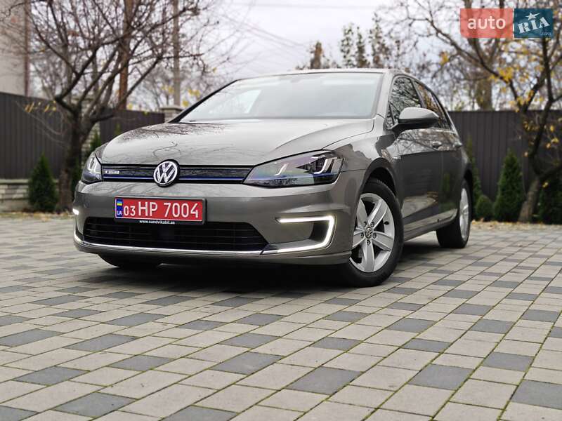 Хэтчбек Volkswagen e-Golf 2015 в Ивано-Франковске