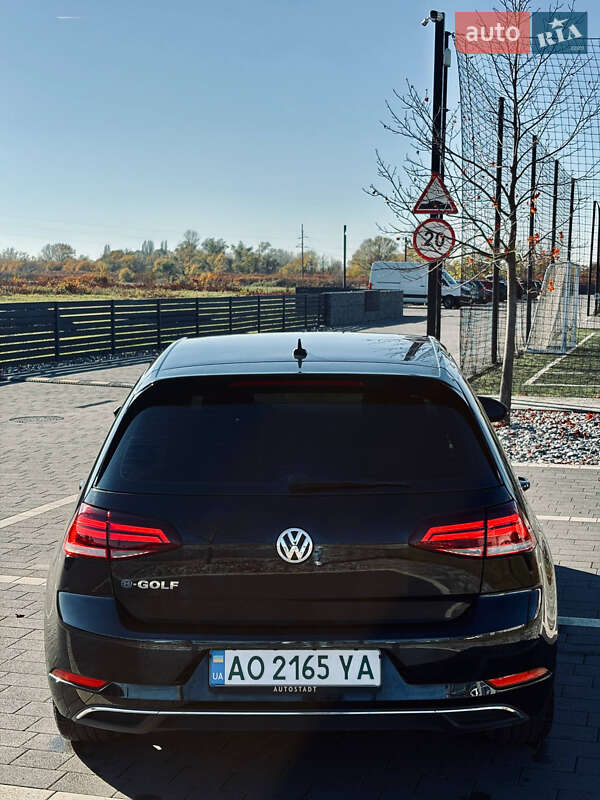 Хэтчбек Volkswagen e-Golf 2020 в Мукачево