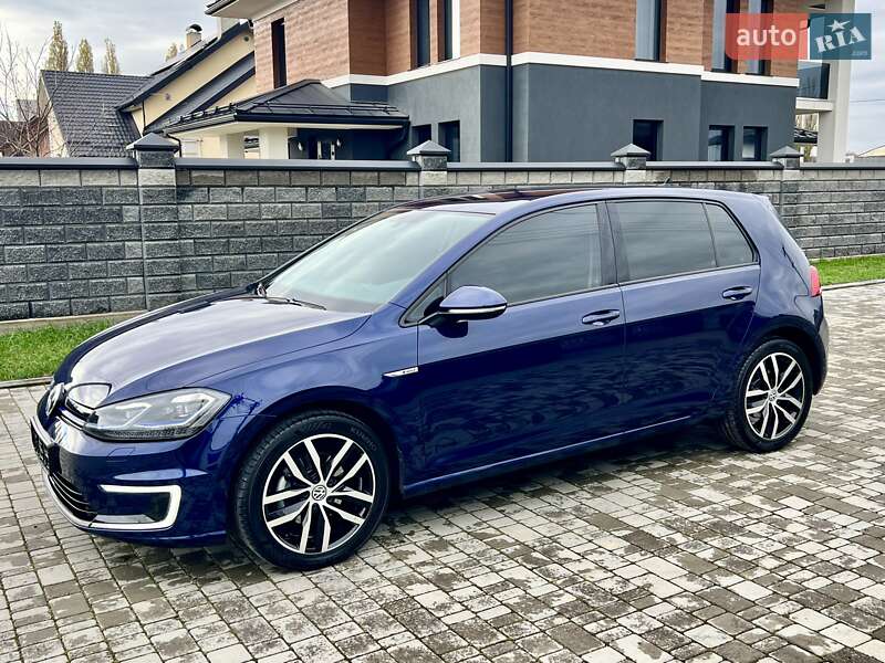Хэтчбек Volkswagen e-Golf 2018 в Ровно фото 10 Хэтчбек Volkswagen e-Golf 2018 в Ровно