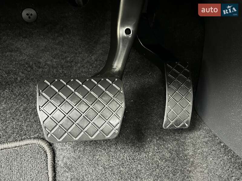 Хэтчбек Volkswagen e-Golf 2018 в Ровно фото 31 Хэтчбек Volkswagen e-Golf 2018 в Ровно