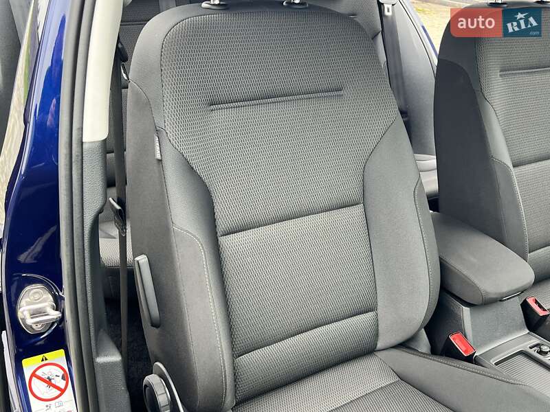 Хэтчбек Volkswagen e-Golf 2018 в Ровно фото 61 Хэтчбек Volkswagen e-Golf 2018 в Ровно