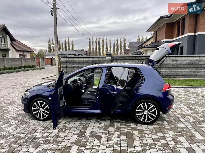 Хэтчбек Volkswagen e-Golf 2018 в Ровно фото 76 Хэтчбек Volkswagen e-Golf 2018 в Ровно