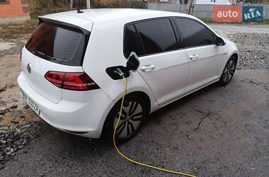 Хэтчбек Volkswagen e-Golf 2014 в Виннице